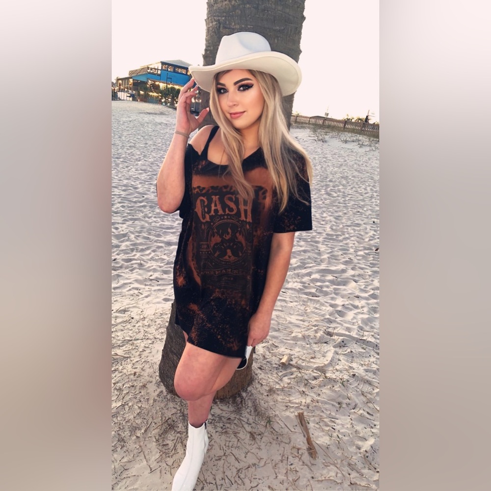 Johnny cash tee dress(slouch shoulder) or T-shirt